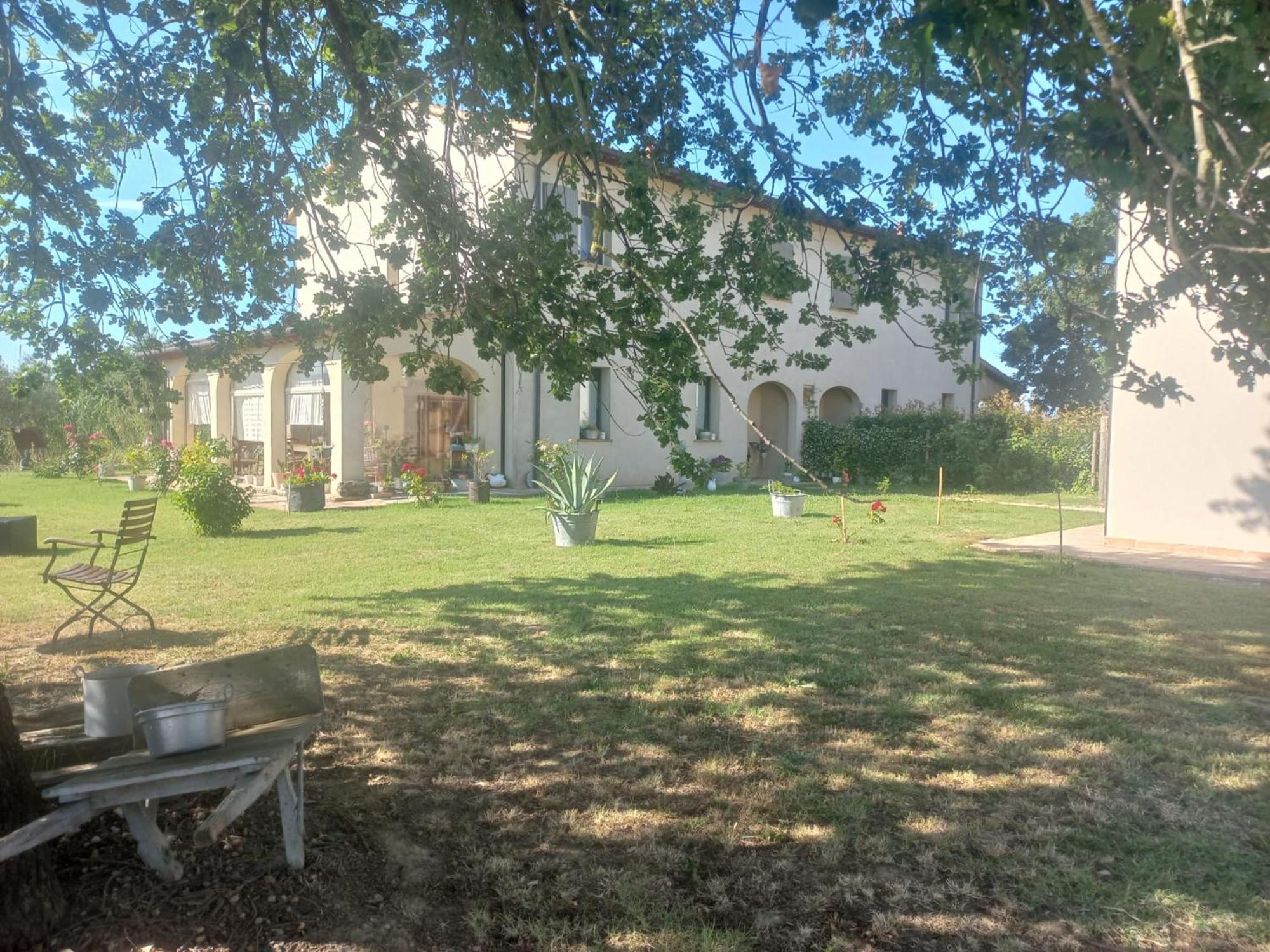 Bed and Breakfast Beb Montefratta Фратта-Терме Экстерьер фото